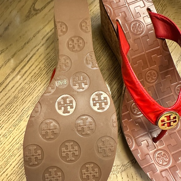 NWOT Tory Burch Suzy Cork Wedge sandals. Never won!! - Picture 3 of 10